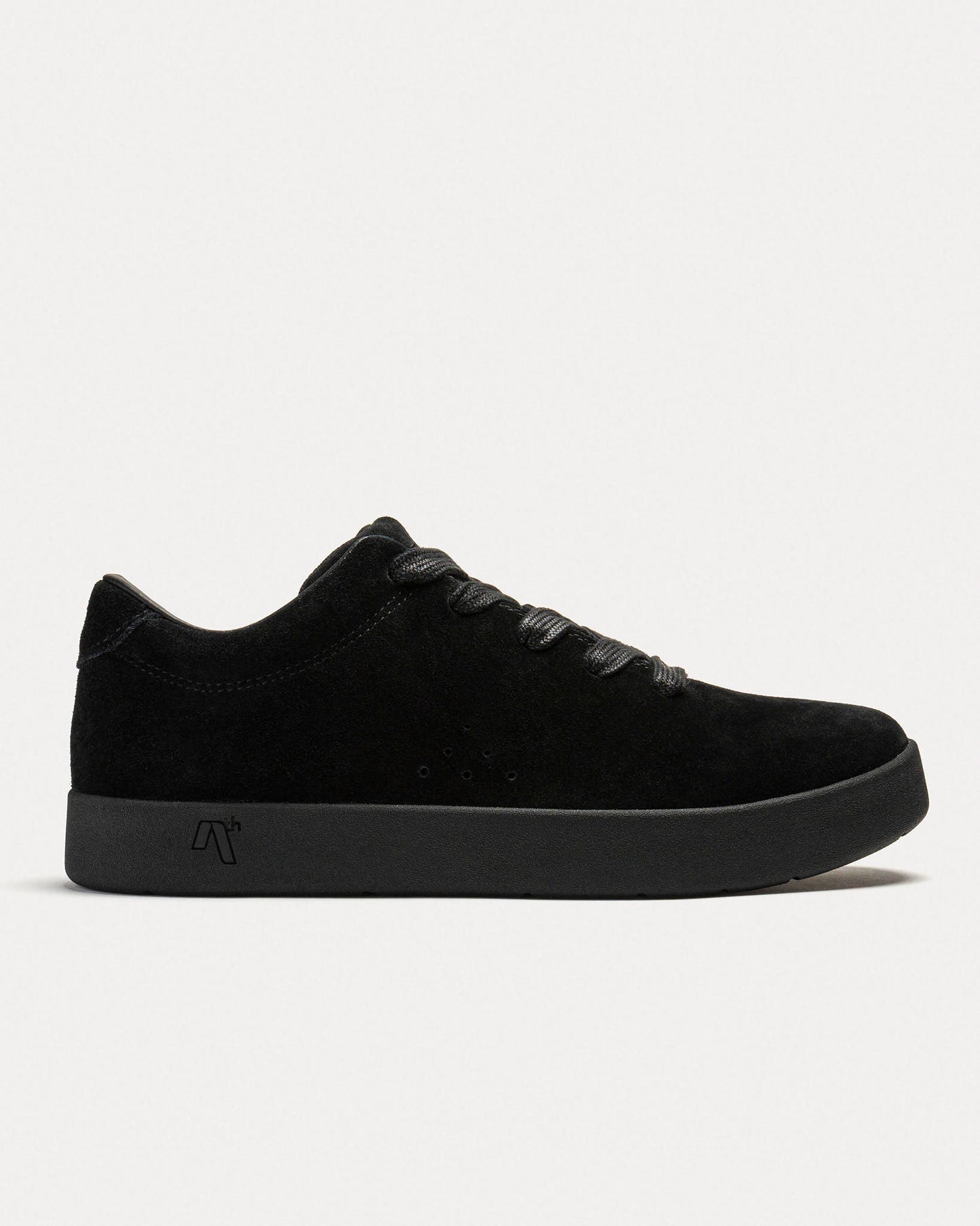 I lace All Black