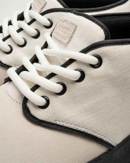 BULIT White Black