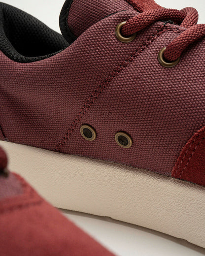 PLUG Burgundy